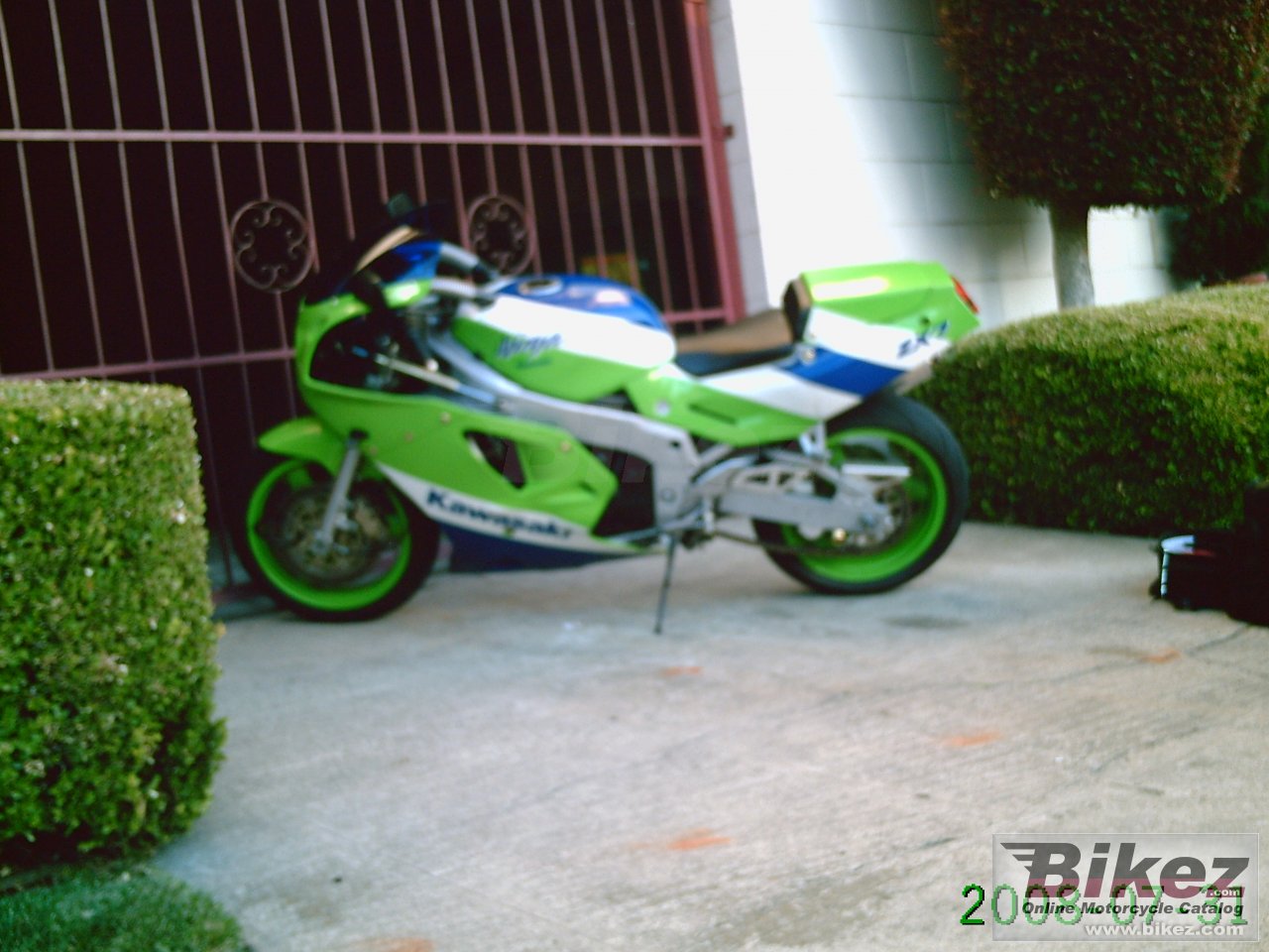 Kawasaki ZXR 750