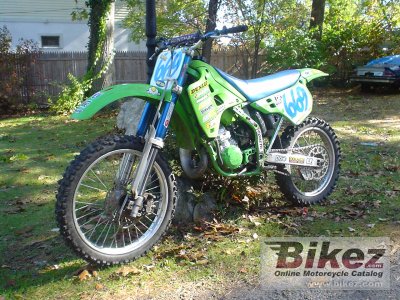 Køb I fare Danmark 1990 Kawasaki KX 125 specifications and pictures