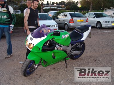 1996 Kawasaki ZX-7R Ninja