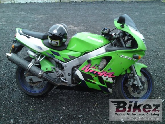 1997 Kawasaki ZX-6R Ninja