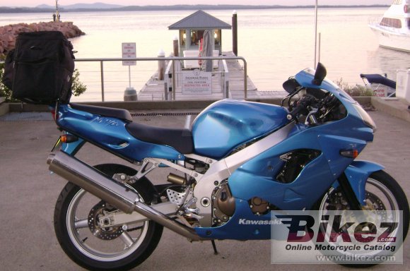 1999 Kawasaki ZX-9R Ninja