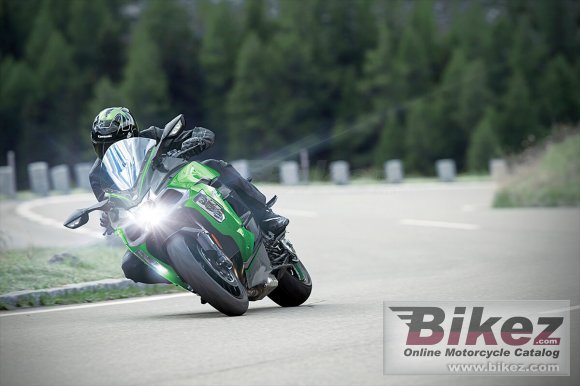 2021 Kawasaki Ninja H2 SX SE Plus