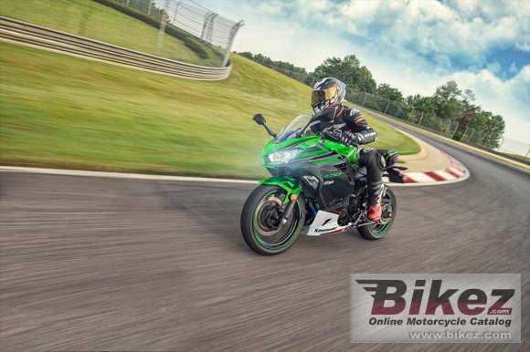 2022 Kawasaki Ninja 400 KRT Edition