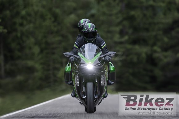 2022 Kawasaki Ninja H2 SX SE