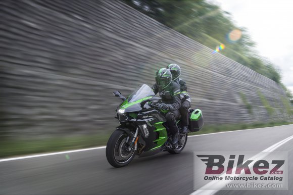 2022 Kawasaki Ninja H2 SX SE