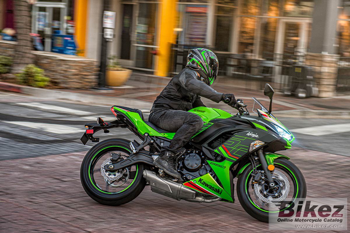 Kawasaki Ninja 650 KRT 