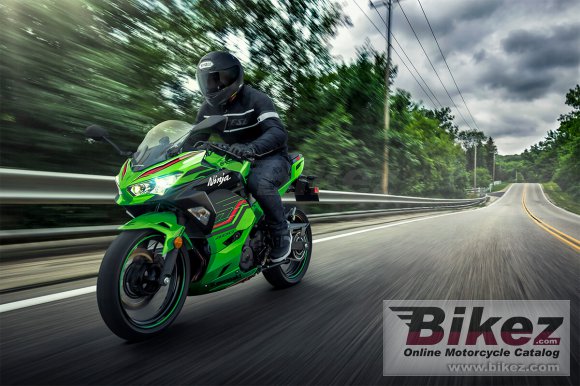 2023 Kawasaki Ninja 400 KRT