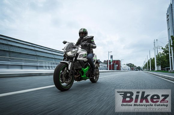 2024 Kawasaki Z7 Hybrid ABS