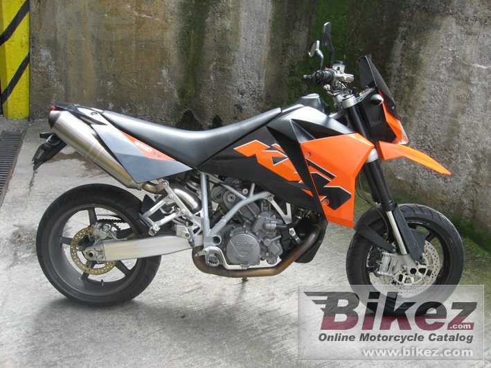 KTM 950 Supermoto Orange