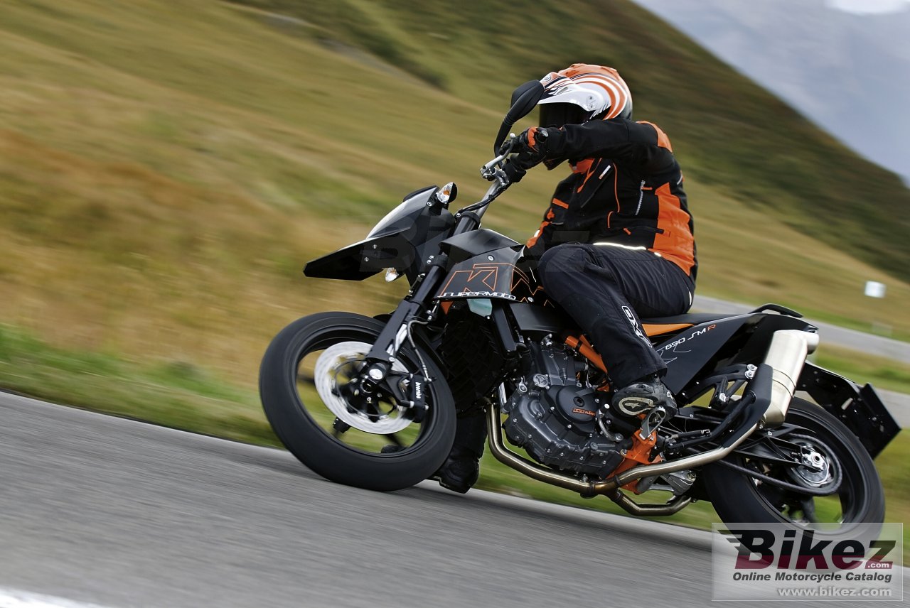 KTM 690 Supermoto R