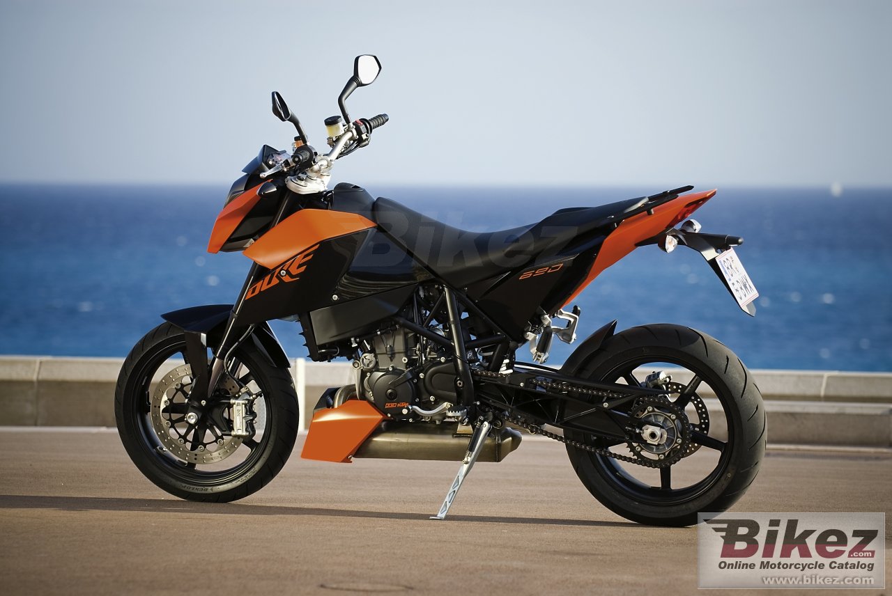 KTM 690 Duke