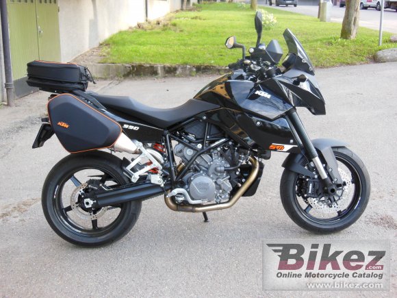 2009 KTM 990 Supermoto T