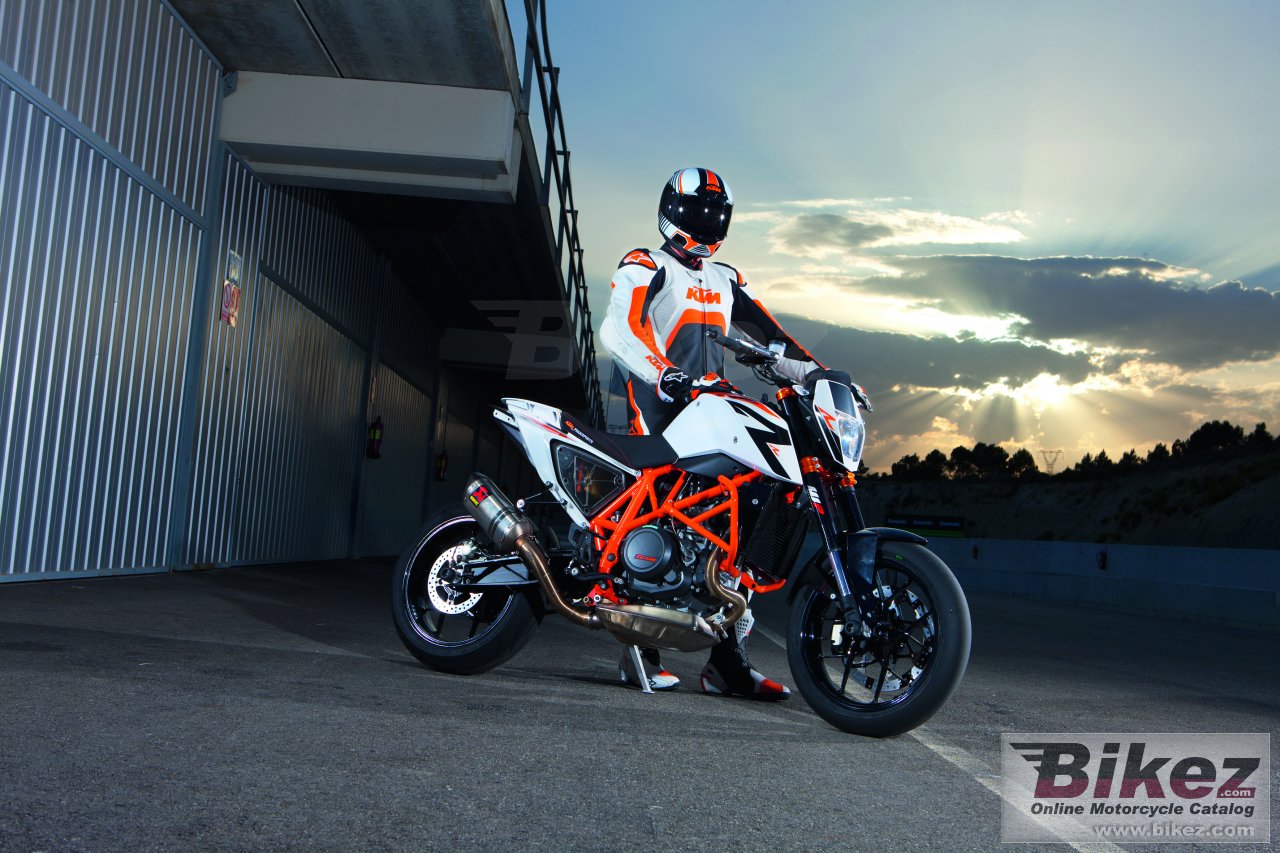 KTM 690 Duke R