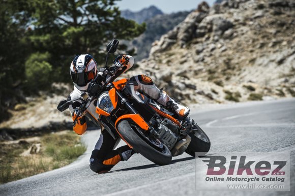 2015 KTM 1290 Super Duke R ABS