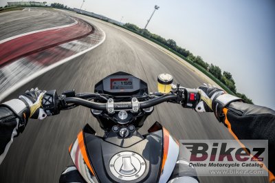 2016 KTM 690 Duke R