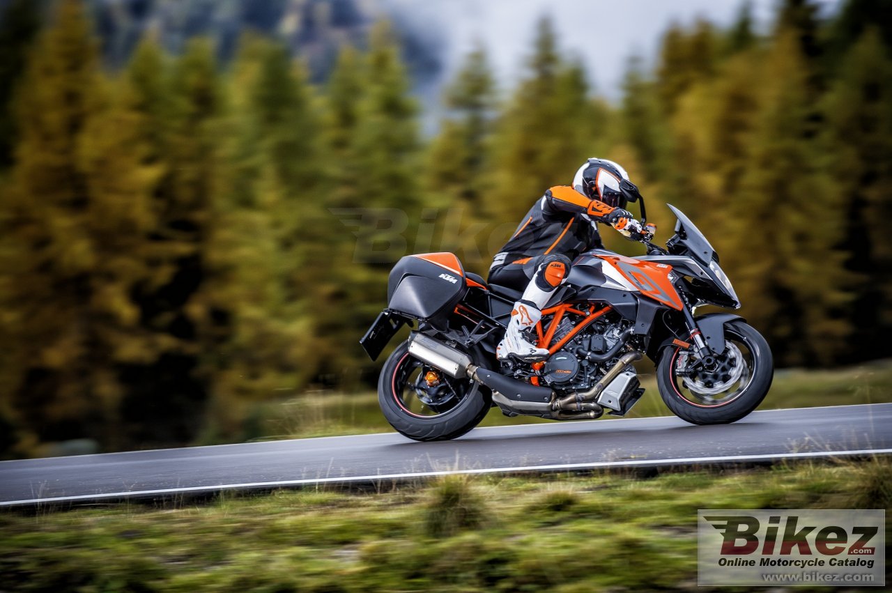 KTM 1290 Super Duke GT