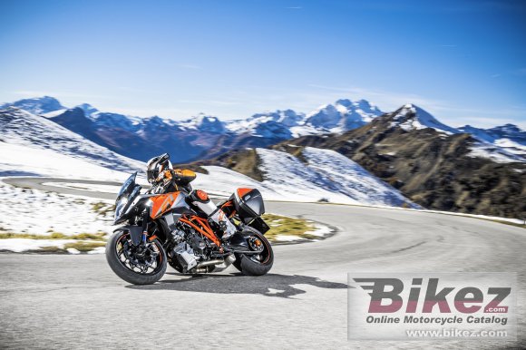 2017 KTM 1290 Super Duke GT