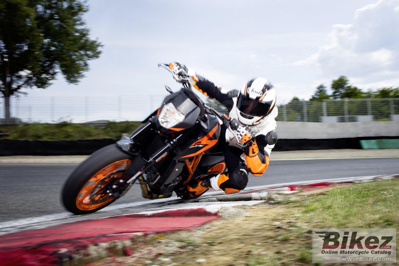 KTM 690 Duke R