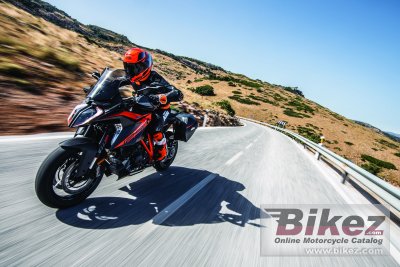 2019 KTM 1290 Super Duke GT