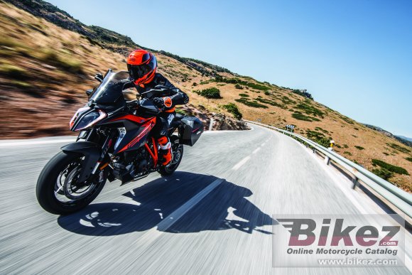 2019 KTM 1290 Super Duke GT