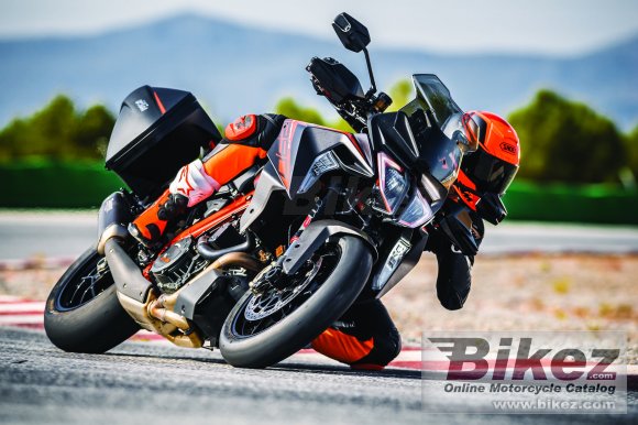 2019 KTM 1290 Super Duke GT