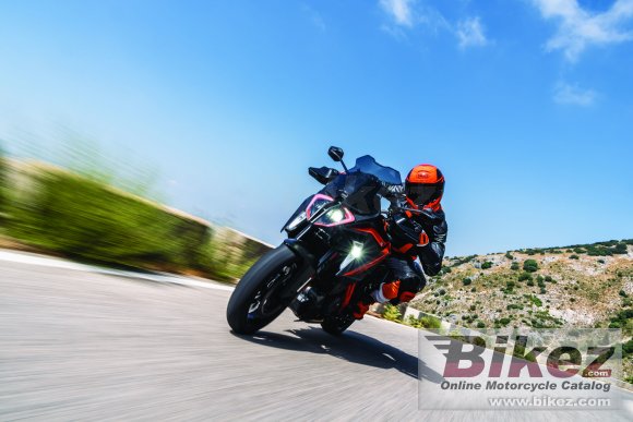 2019 KTM 1290 Super Duke GT