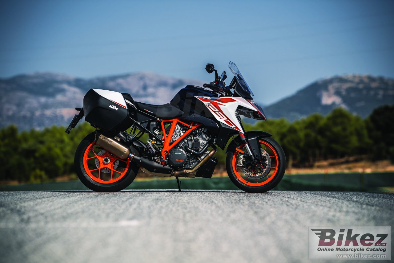 KTM 1290 Super Duke GT