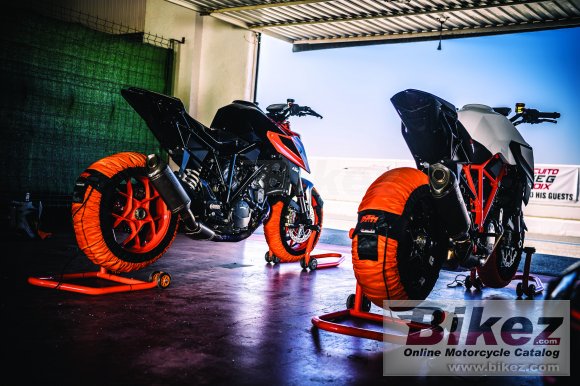 2019 KTM 1290 Super Duke R