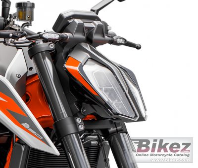 2021 KTM 890 Duke R