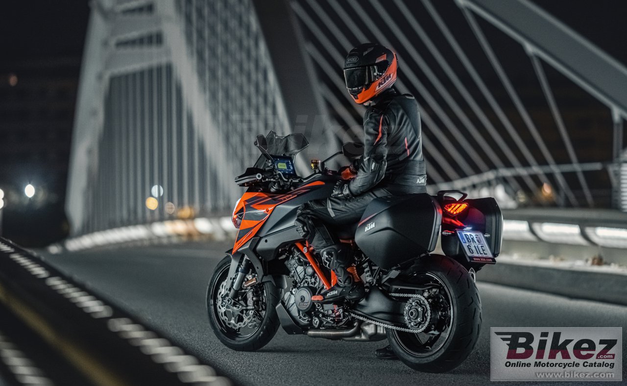 KTM 1290 Super Duke GT