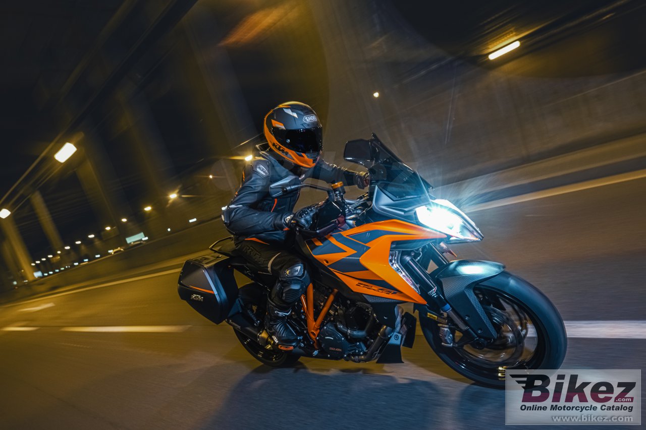 KTM 1290 Super Duke GT