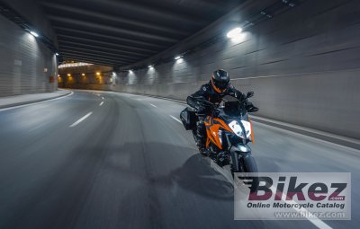 2022 KTM 1290 Super Duke GT