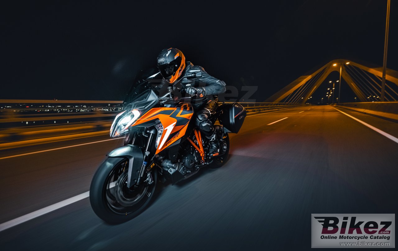 KTM 1290 Super Duke GT