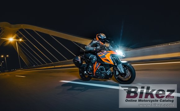 2022 KTM 1290 Super Duke GT