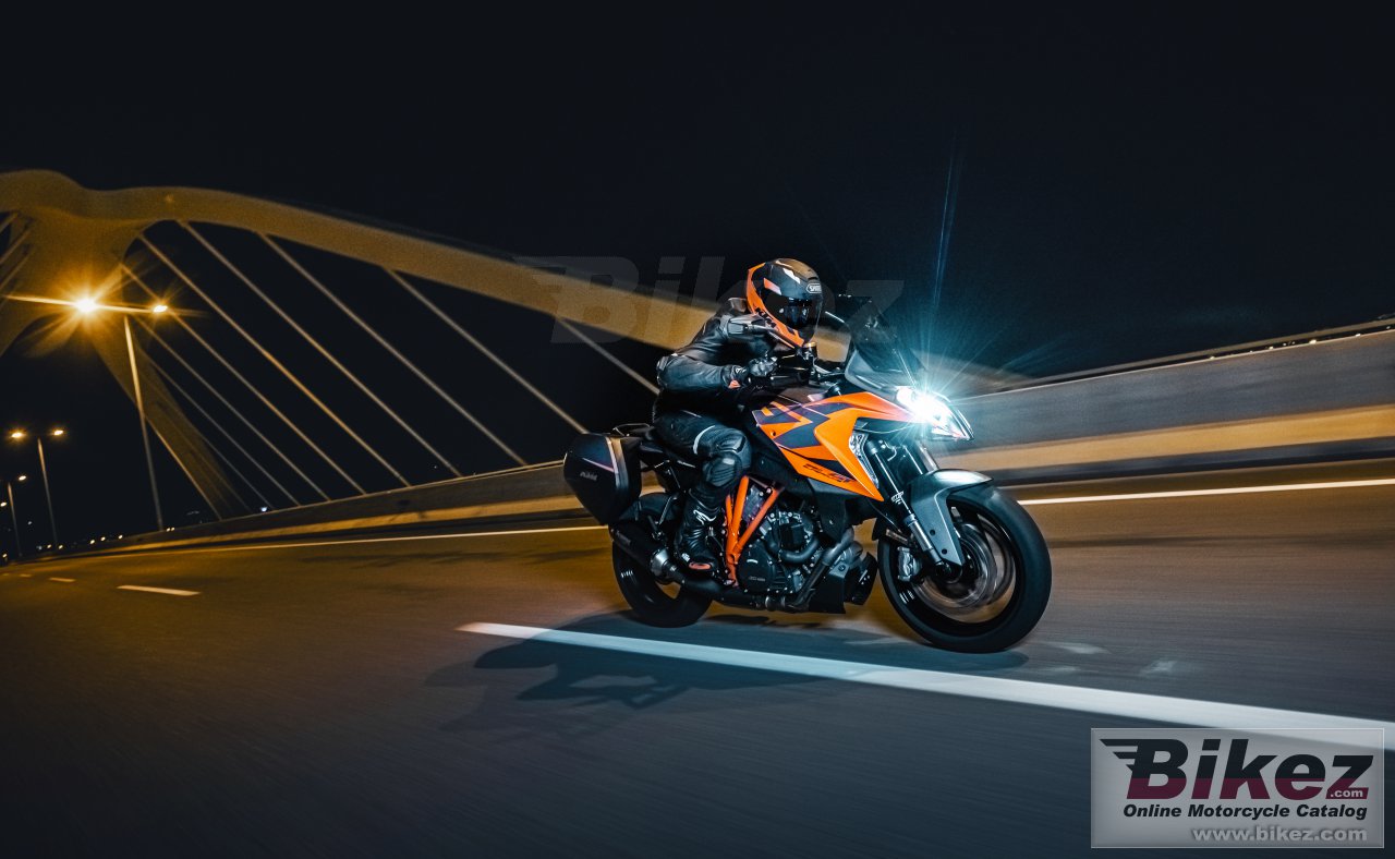 KTM 1290 Super Duke GT