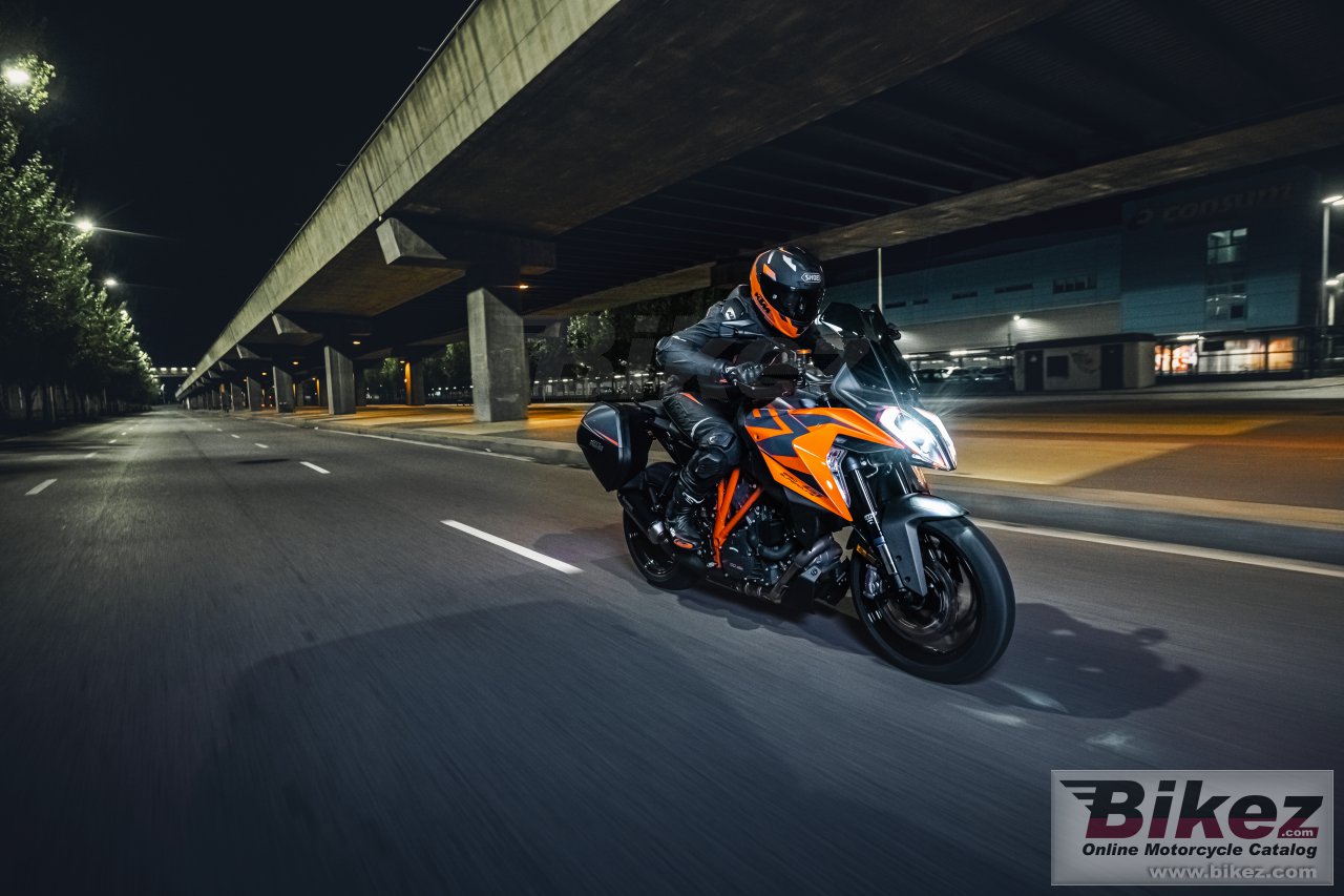 KTM 1290 Super Duke GT