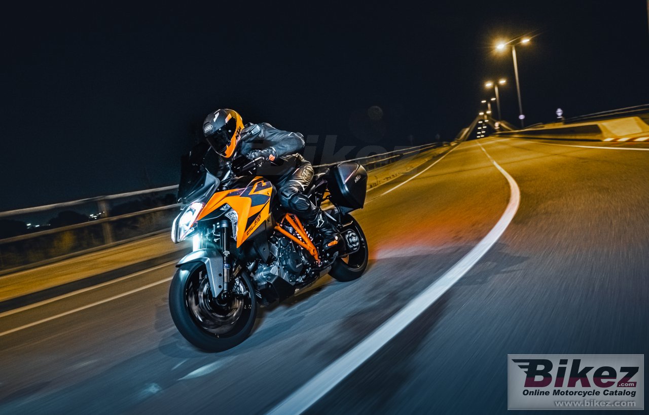 KTM 1290 Super Duke GT