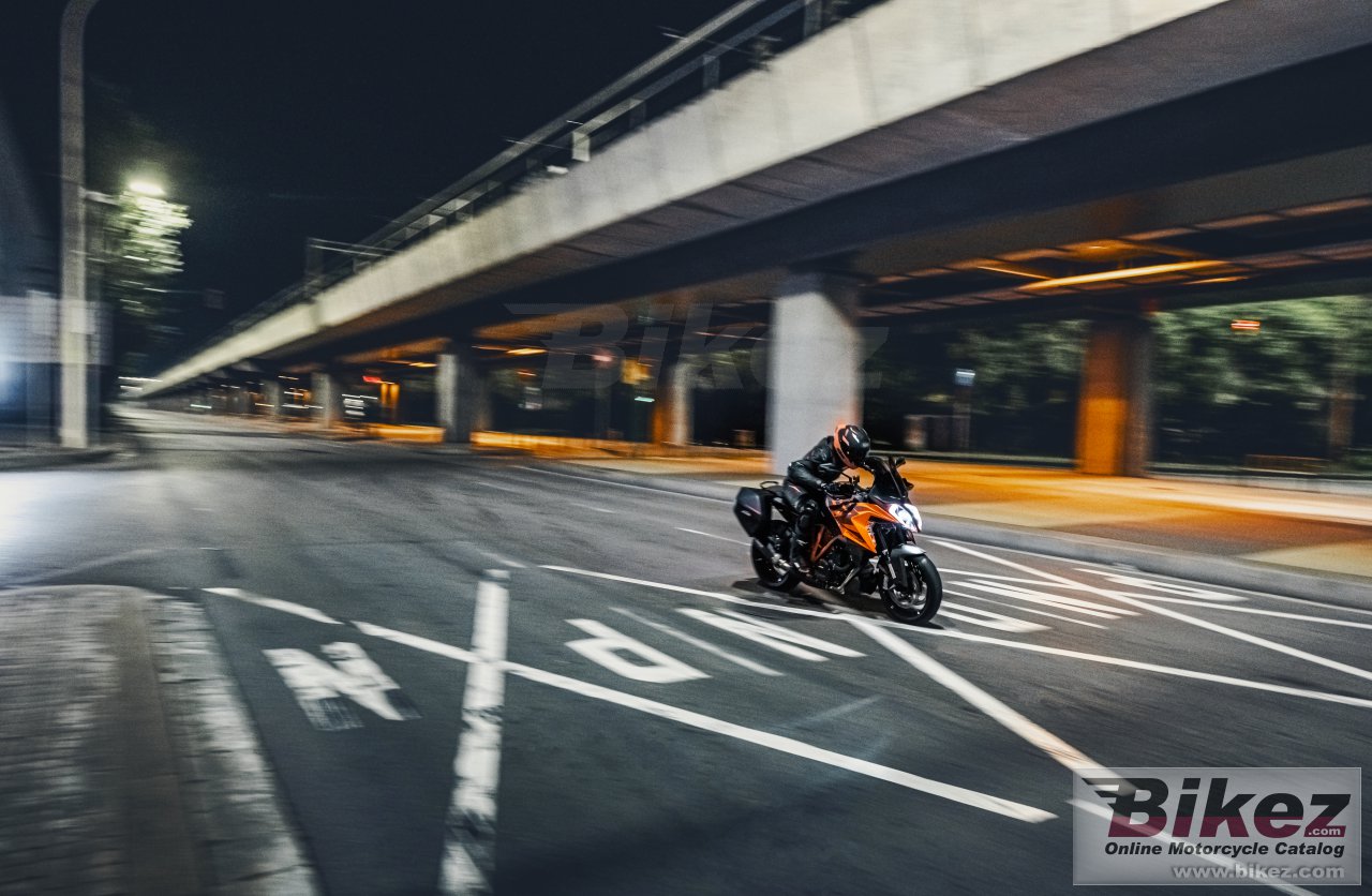 KTM 1290 Super Duke GT