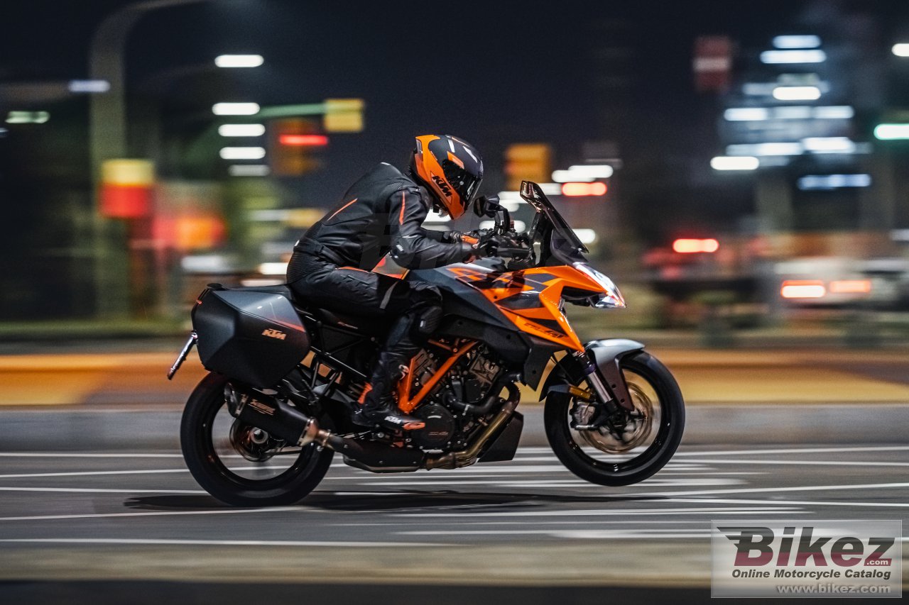 KTM 1290 Super Duke GT