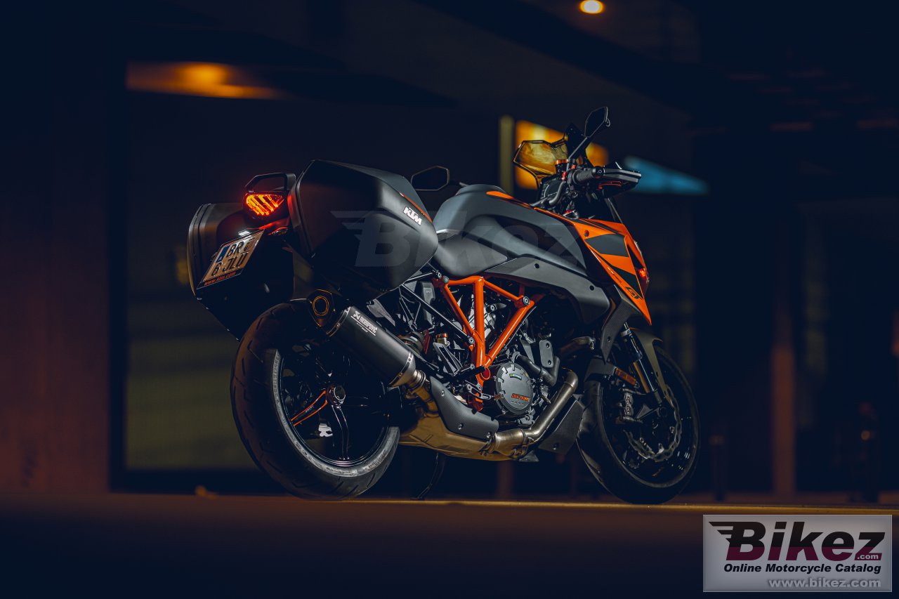 KTM 1290 Super Duke GT