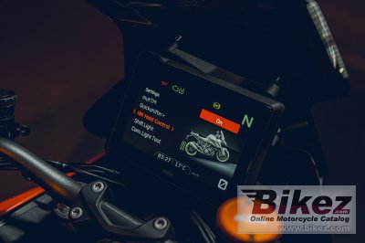 2022 KTM 1290 Super Duke GT