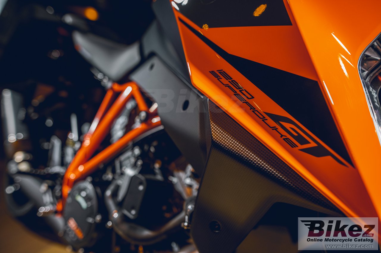 KTM 1290 Super Duke GT