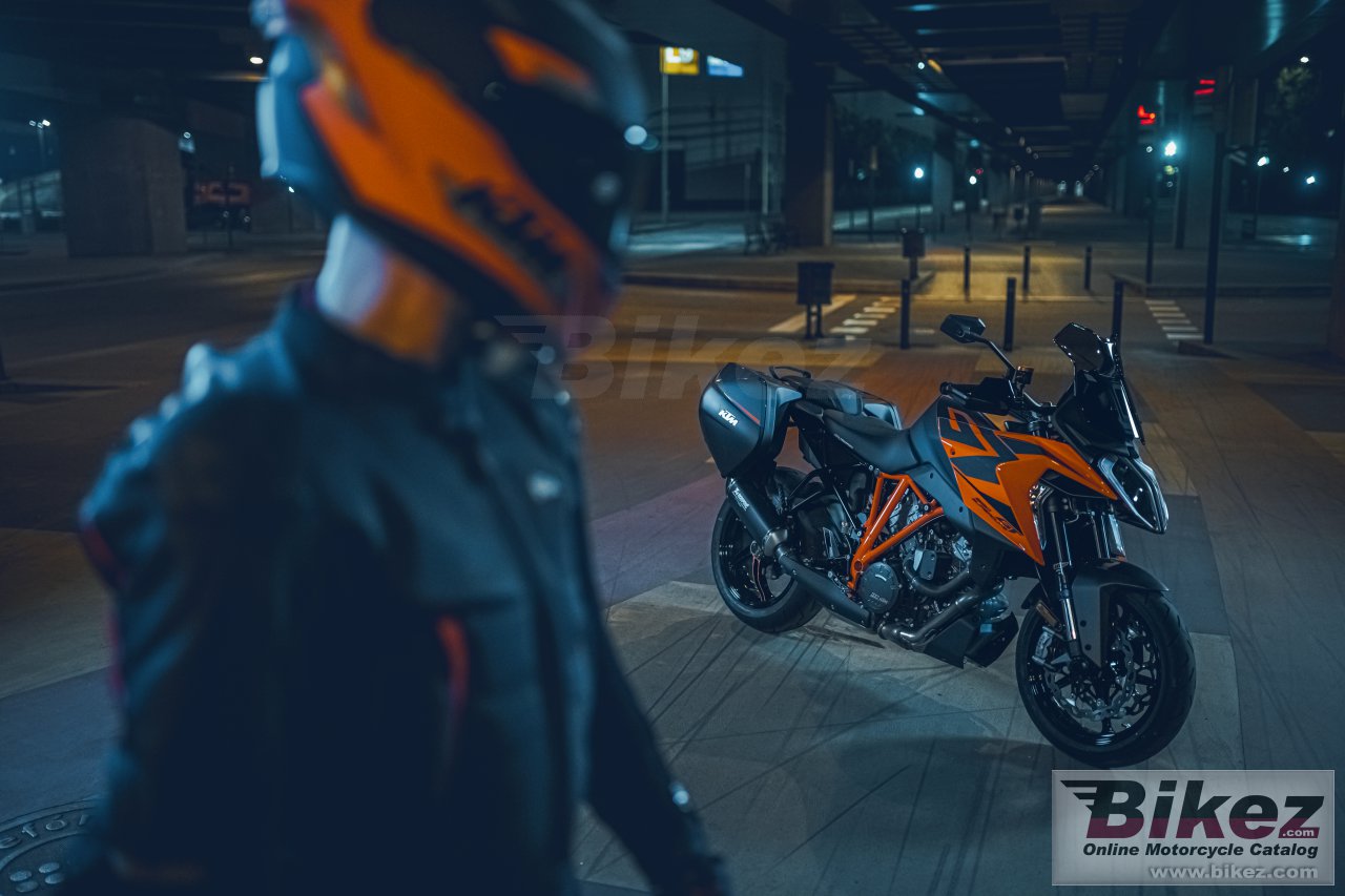 KTM 1290 Super Duke GT