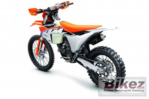 2023 KTM 125 XC