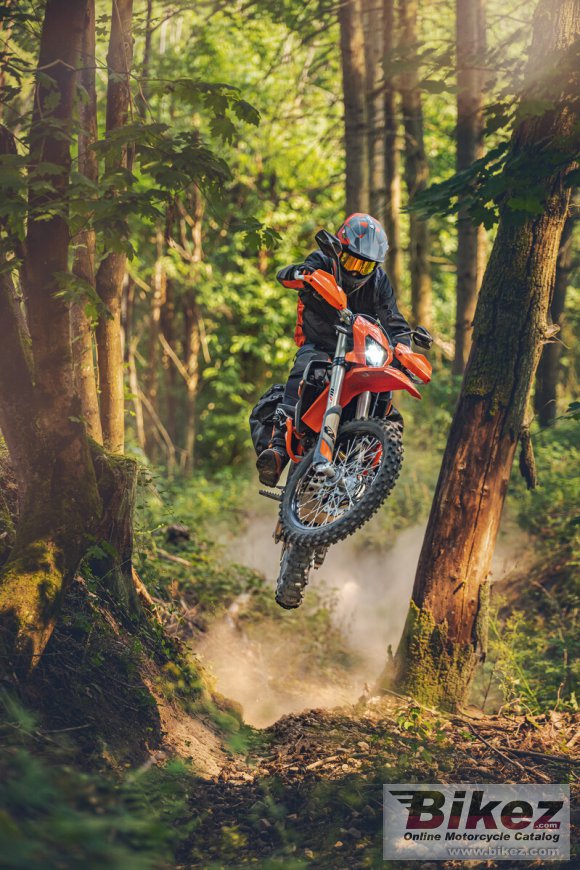 2023 KTM 690 Enduro R