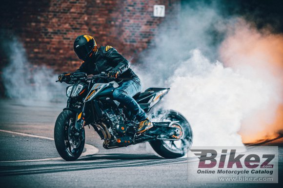 2023 KTM 790 Duke