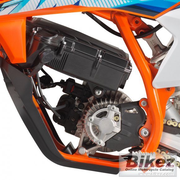 2024 KTM SX-E 5