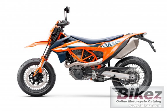 2024 KTM 690 SMC R