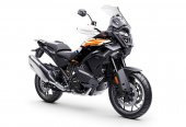 2025 KTM 1390 Super Adventure S Evo