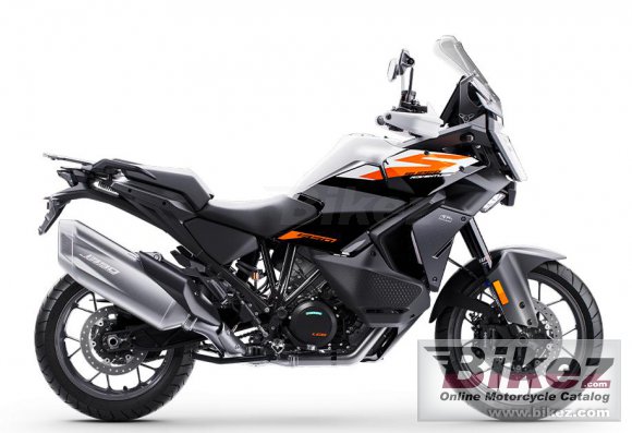 2025 KTM 1390 Super Adventure S Evo